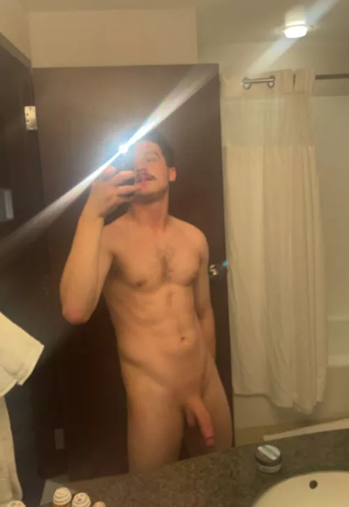 [24] hotel bathroom are the best for mirror pics