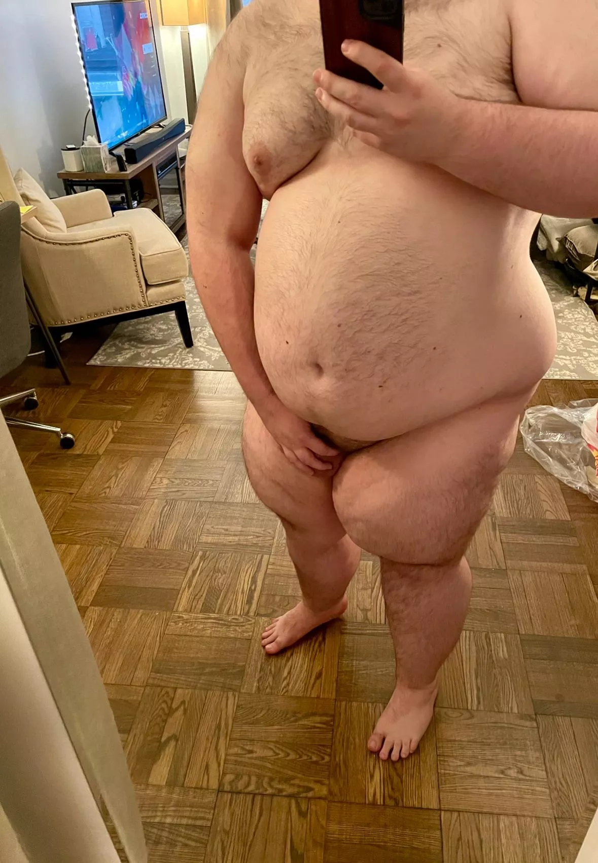 32 - Hairy chub looking for chasers