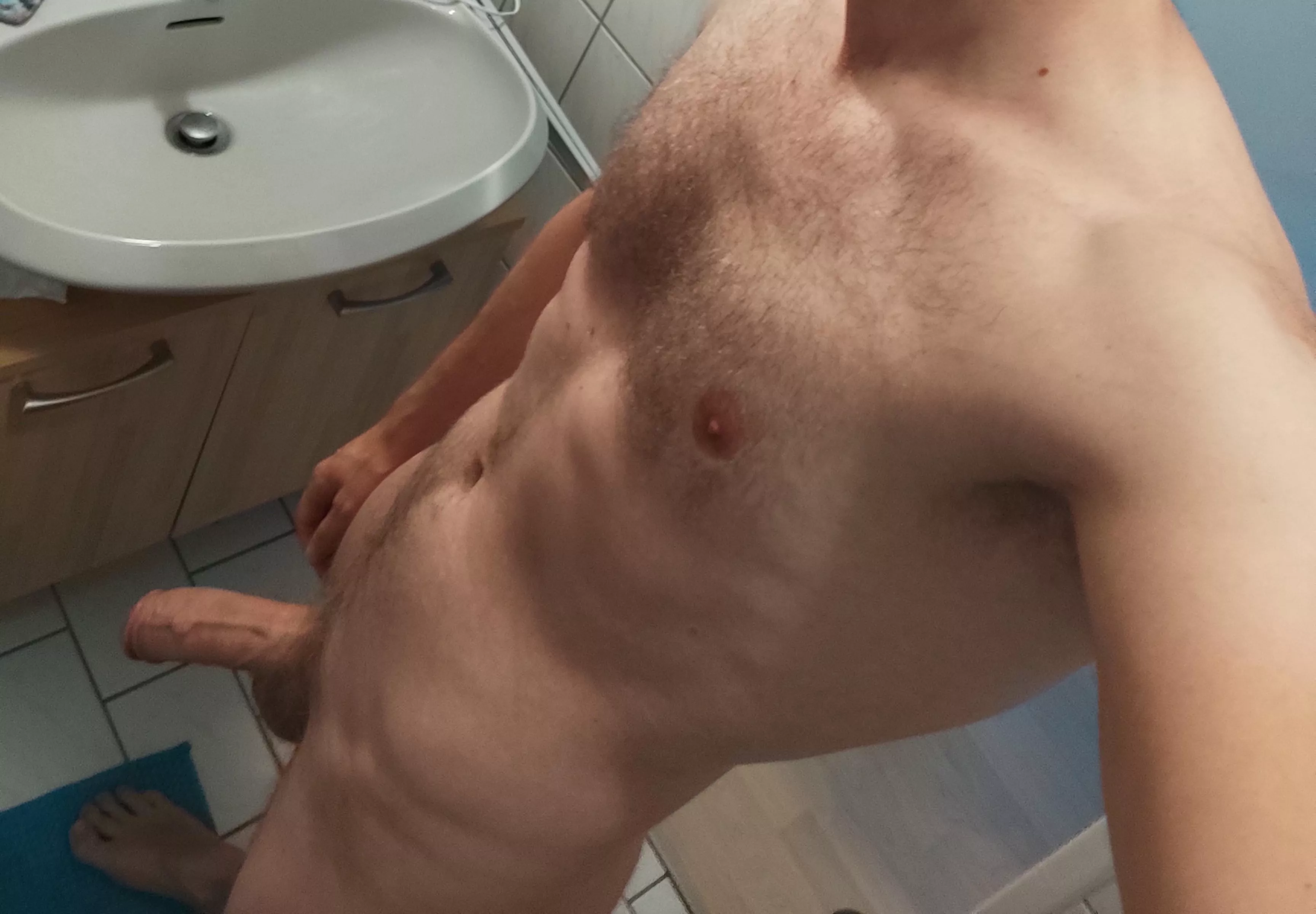[35] He's getting started. What would you do first? 😈
