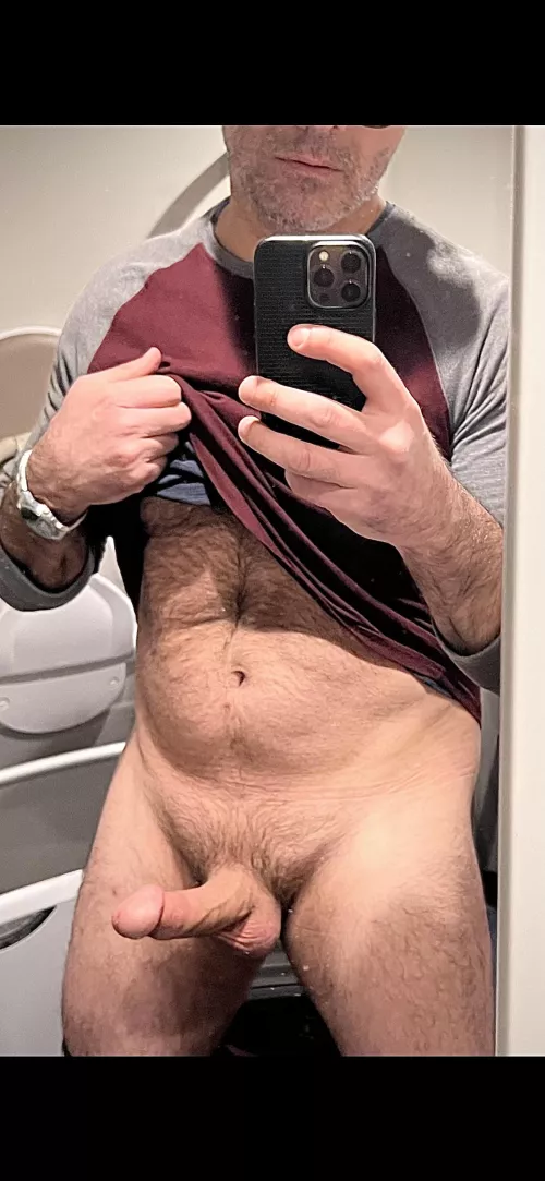 [47] Daddy horny on the Bullet train.