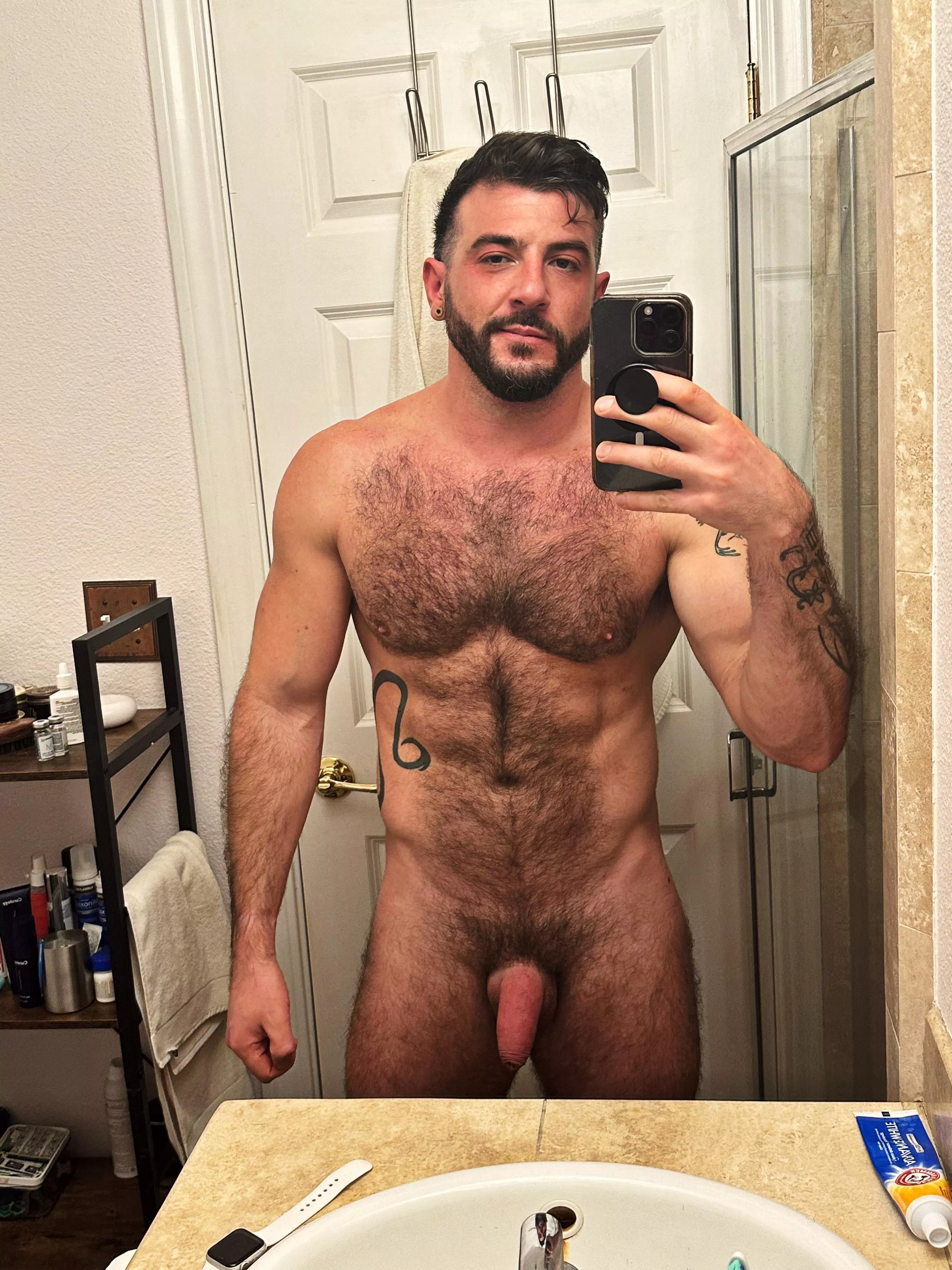 Anyone wanna jerk off with me?