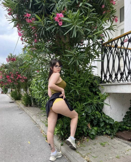 Contemplating giving up my legs and turning back into a mermaid