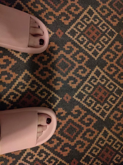 Fresh pedicure for the first time and new slippers.....