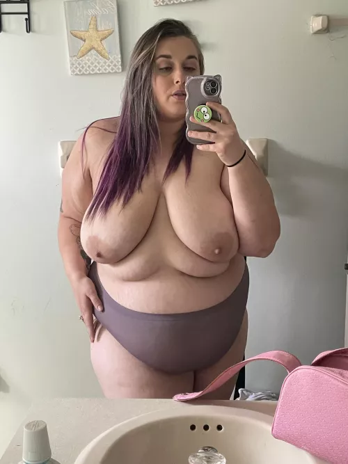 Have a sexy Saturday 😘