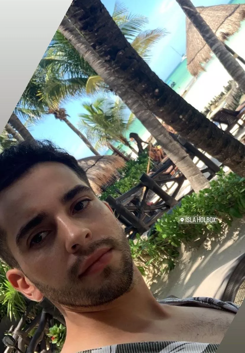 Hey there! Looking for some new friends I’m from mexico and I’m 25 👋🏻