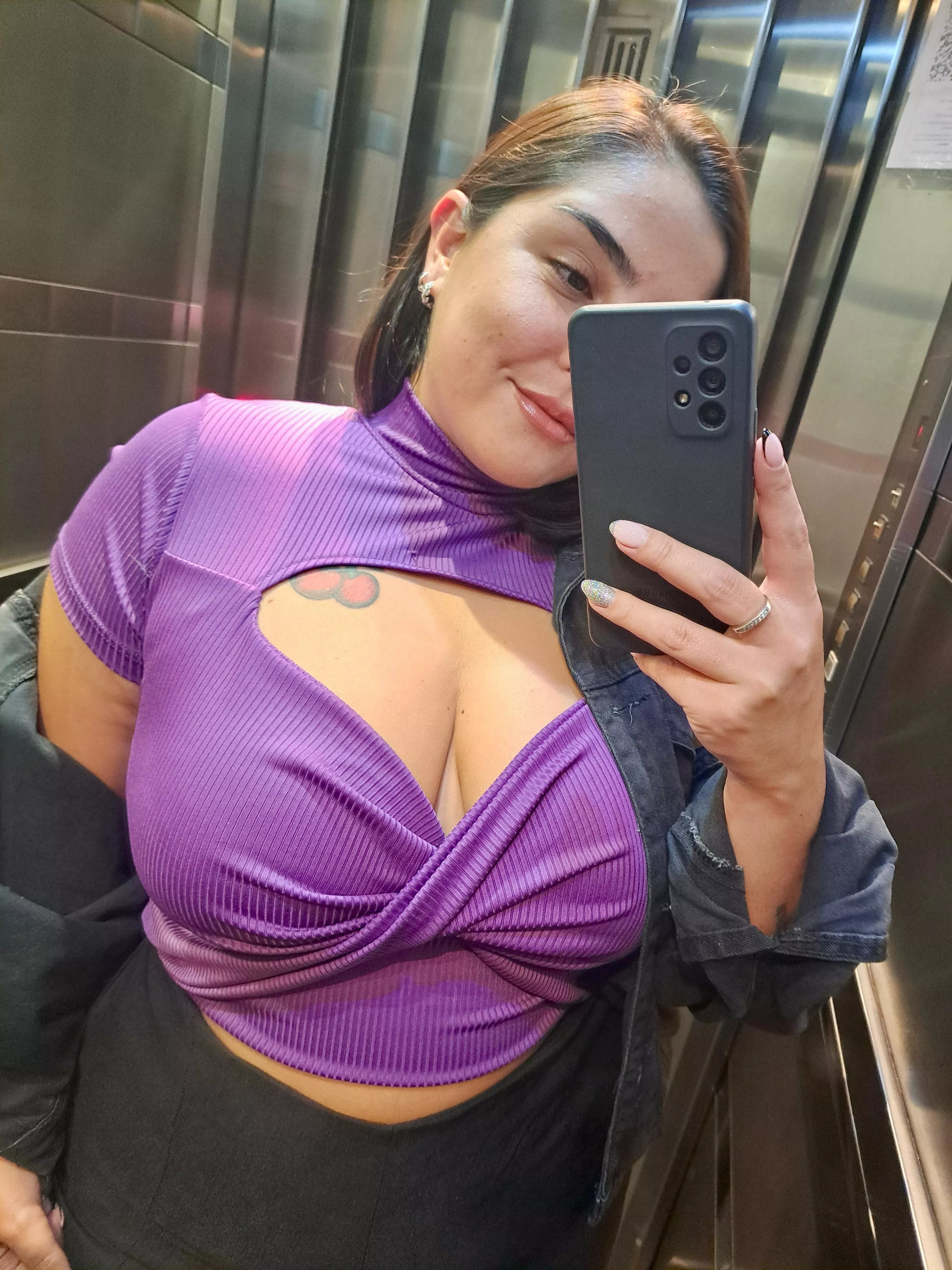 I enjoy presenting nude things to males who are not my friends; are you interested?