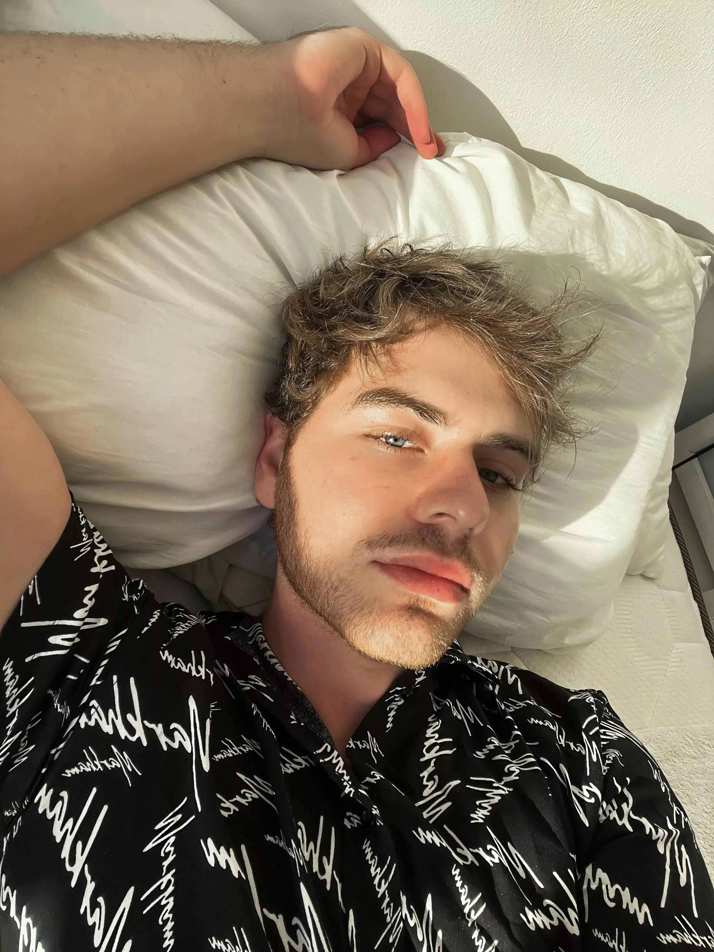 I love beach hair. Also stepped onto a sea urchin🤠