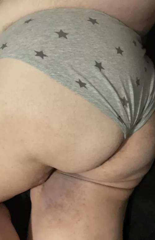 I think my ass is so cute in this cheeky panty 💖