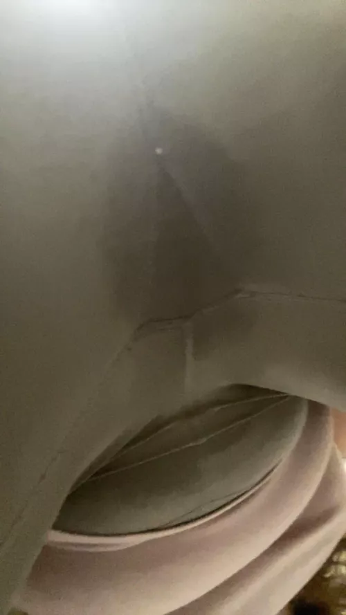 Just casually wet leggins 😈