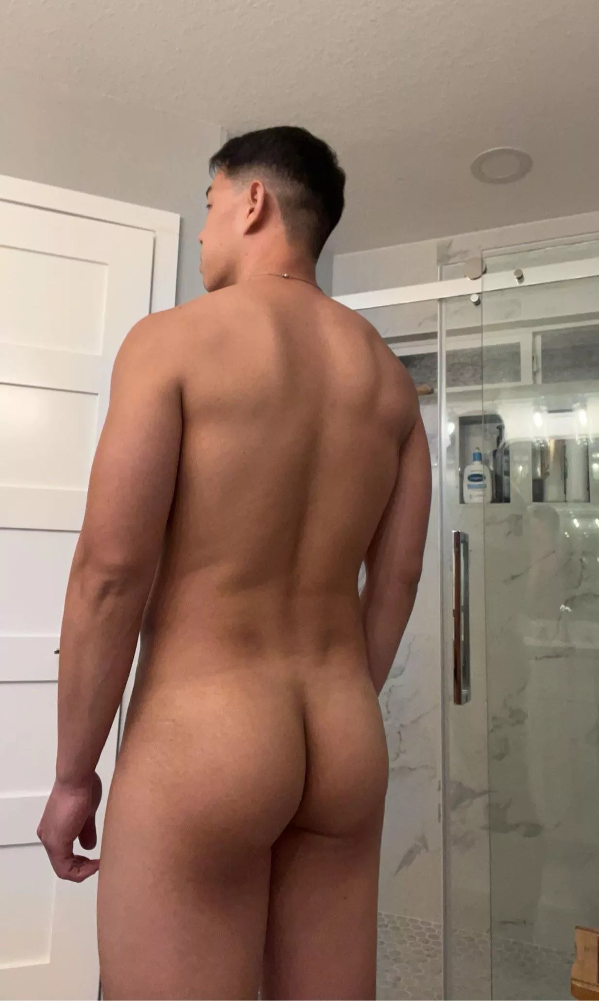 Looking to work out the lower body more. What exercises would you recommend? [33]