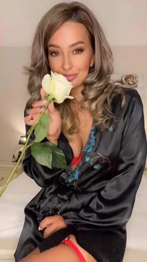 Make me your wife, and I'll pleasure you endlessly.