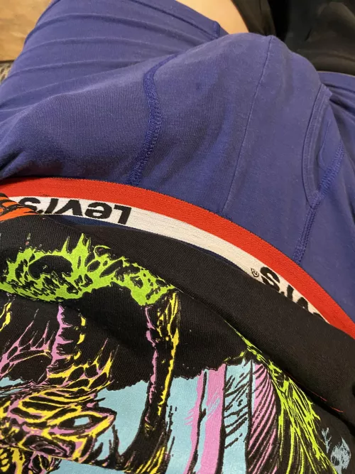 MY GIRLFRIEND ISNT HERE.. HELP ME OUT?? 👅