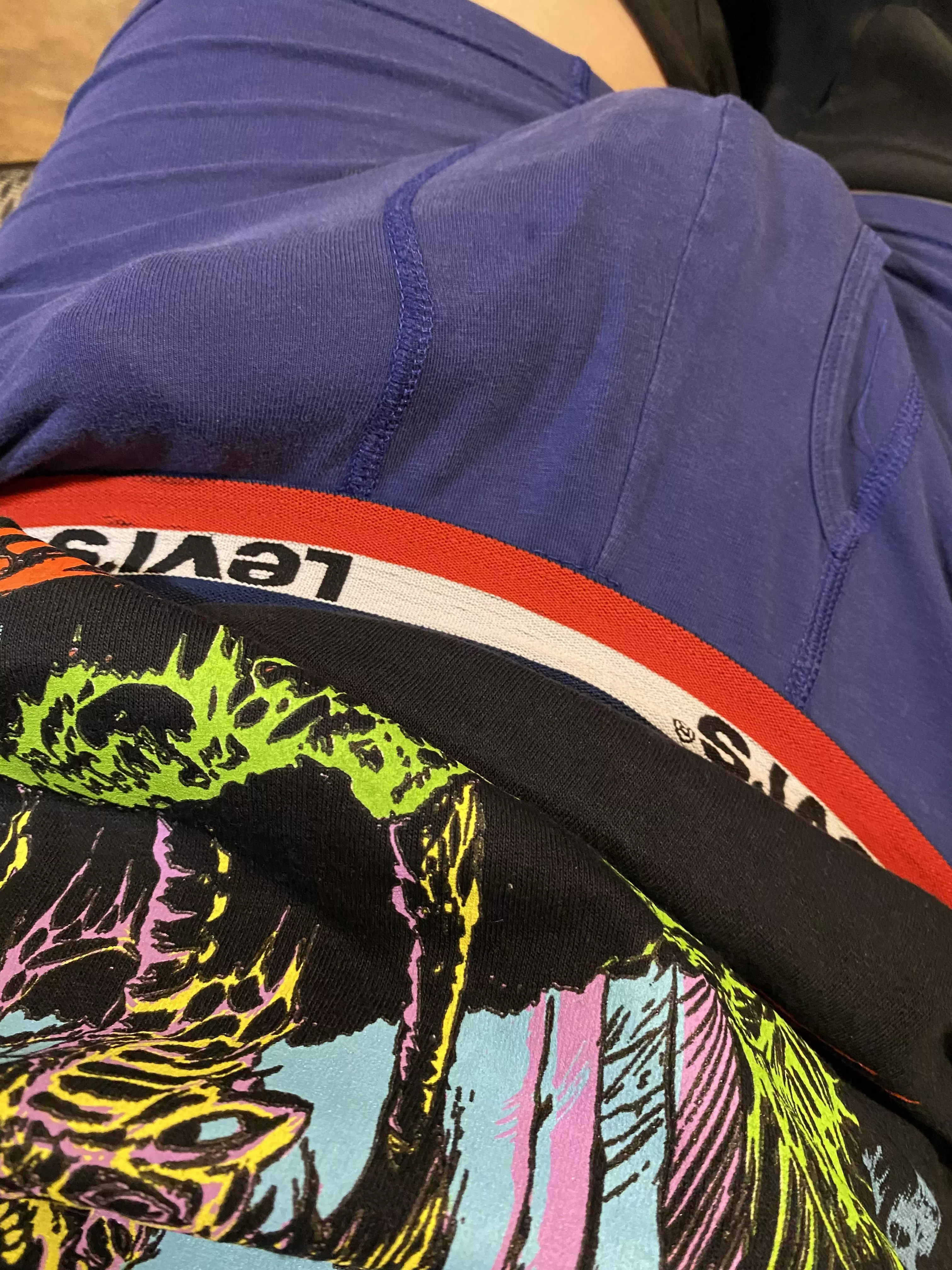 MY GIRLFRIEND ISNT HERE.. HELP ME OUT?? 👅