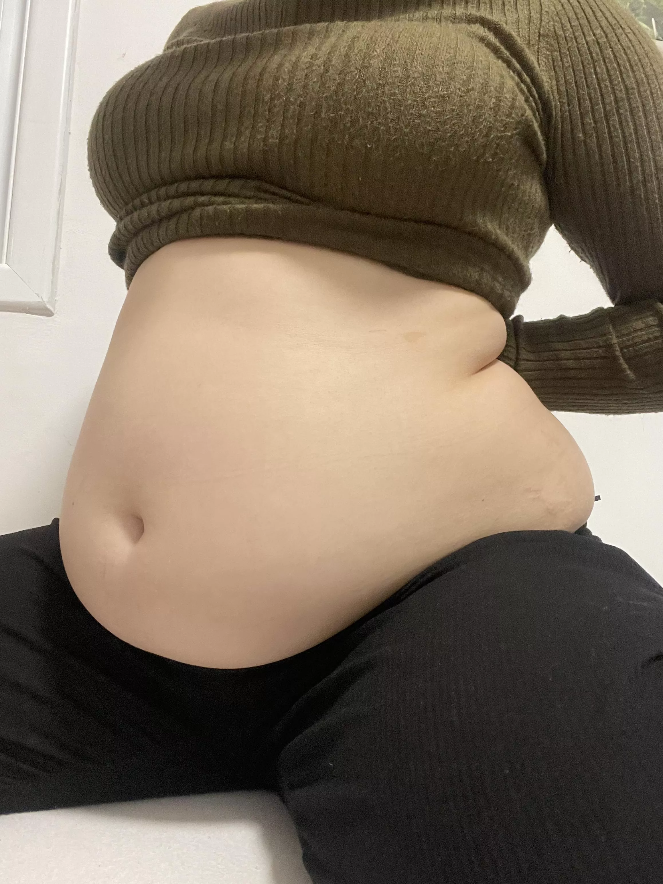 My hips are getting fat 🥵🐽