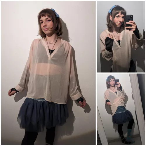 My mom got me a lovely new top and skirt ✨✨✨💃🏽