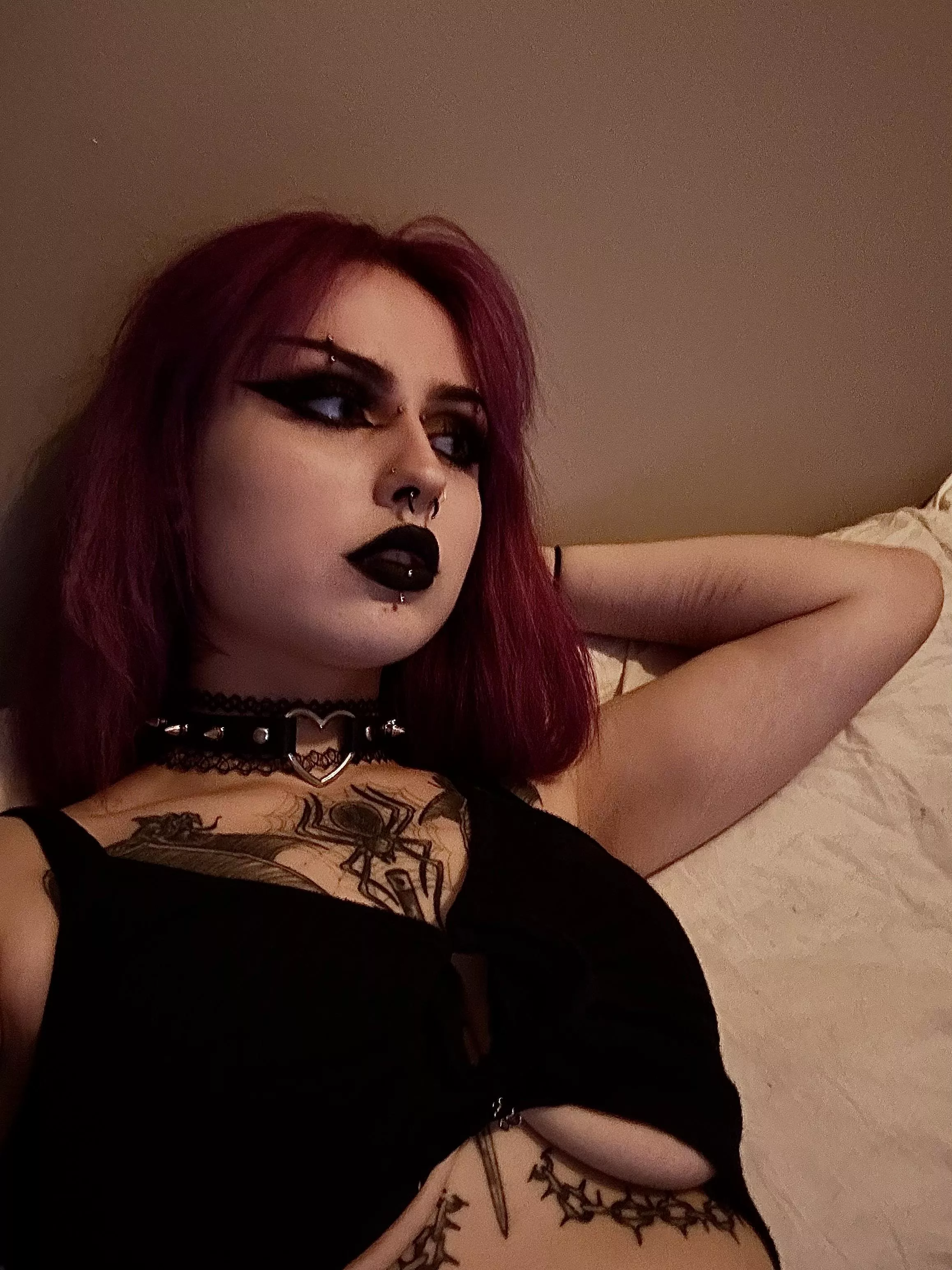 Netflix and head, anyone up? ;)