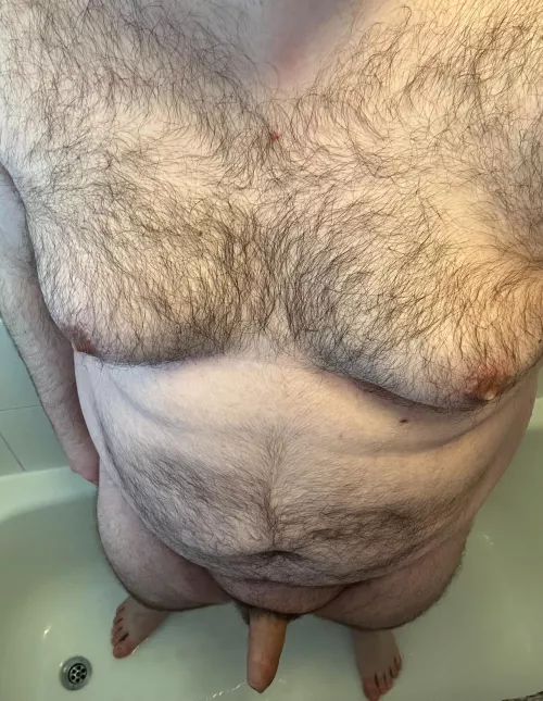 Not posted in a few days, here’s a just before shower pic to make up for it ;)