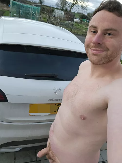 Question ❓ for those who drive nude, this is a courtesy loan courtesy/loan car so not mine, would you drive nude in this?