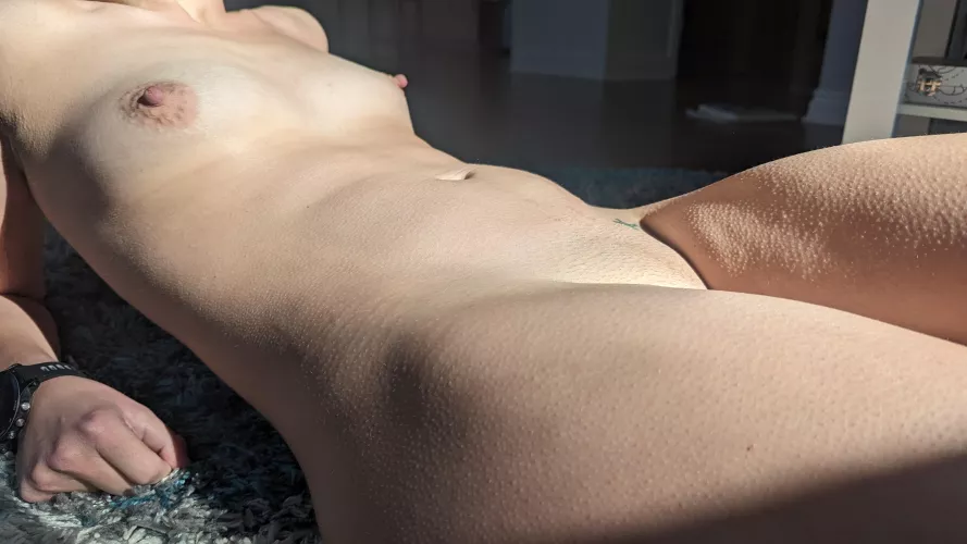 REAL MILF of 4, freshly shaved just for you...