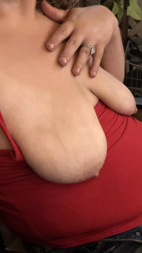 Repost but still my favorite pic of the saggies