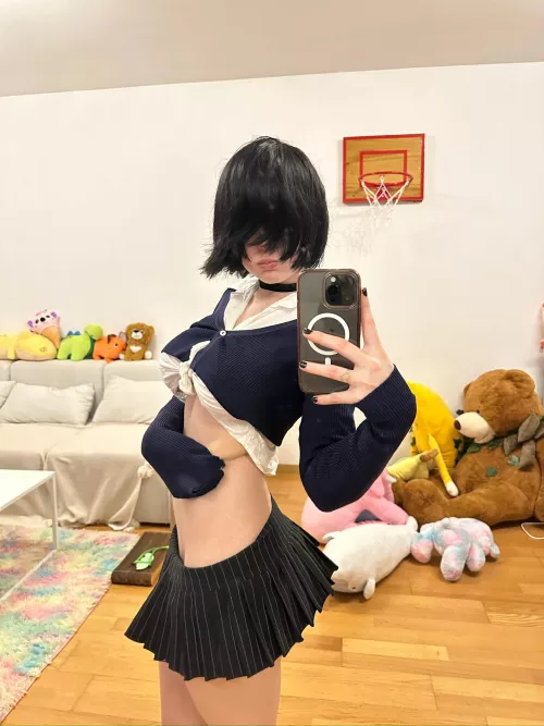 Someone told me they prefer fake tits over natural titties, I don't know what to believe anymore. what do redditors think