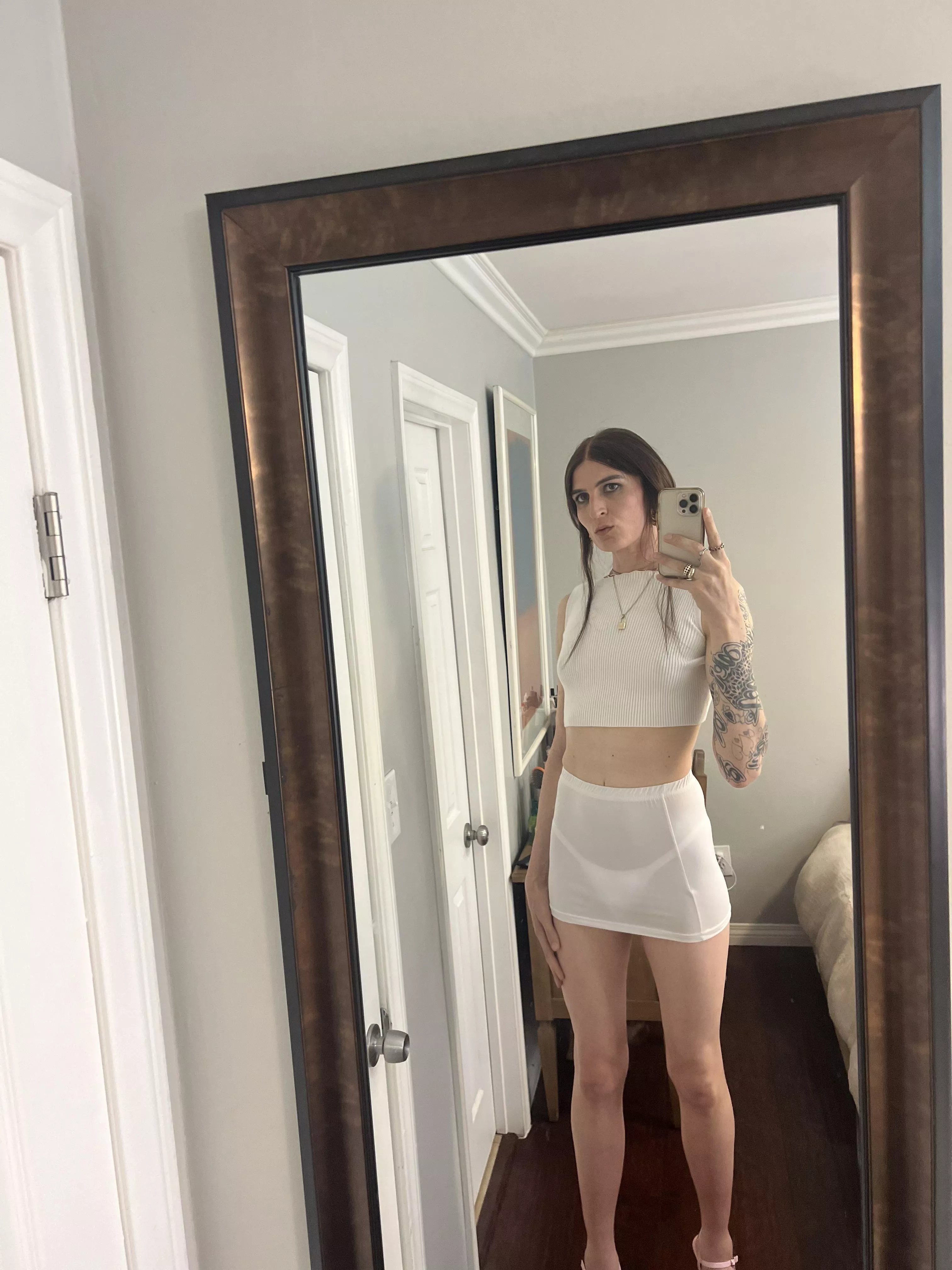 This is either a bad tuck or a good bulge. I can’t tell 🤦‍♀️ 