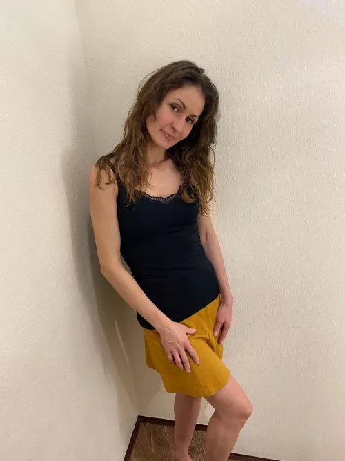 This milf is ready for a hot weekend