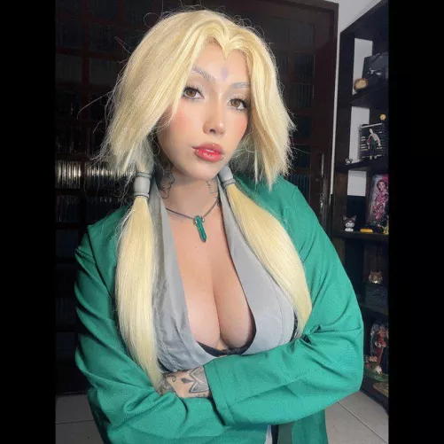 Tsunade (Naruto) by Ghost