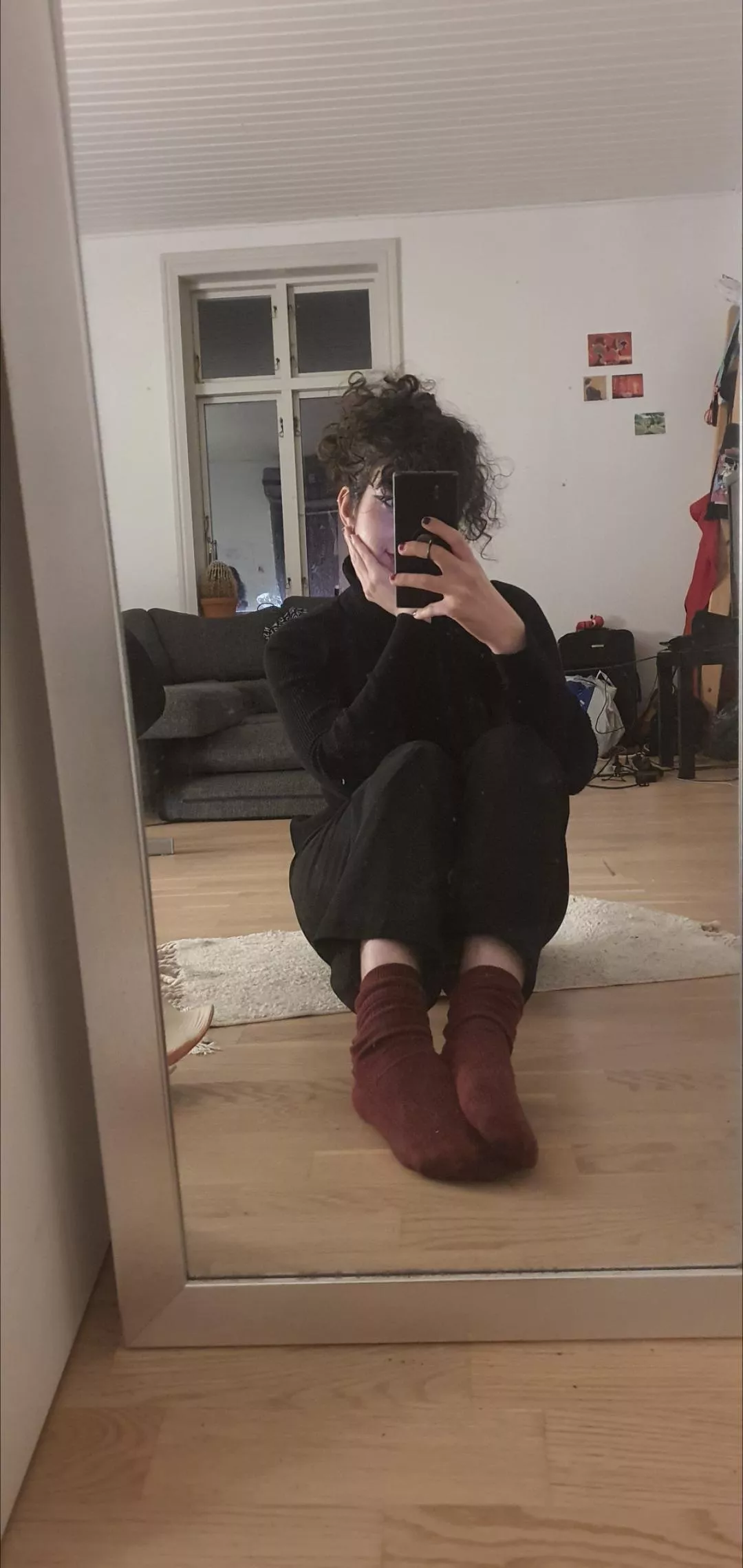 Who wants me to ship my cute socks to you?;)