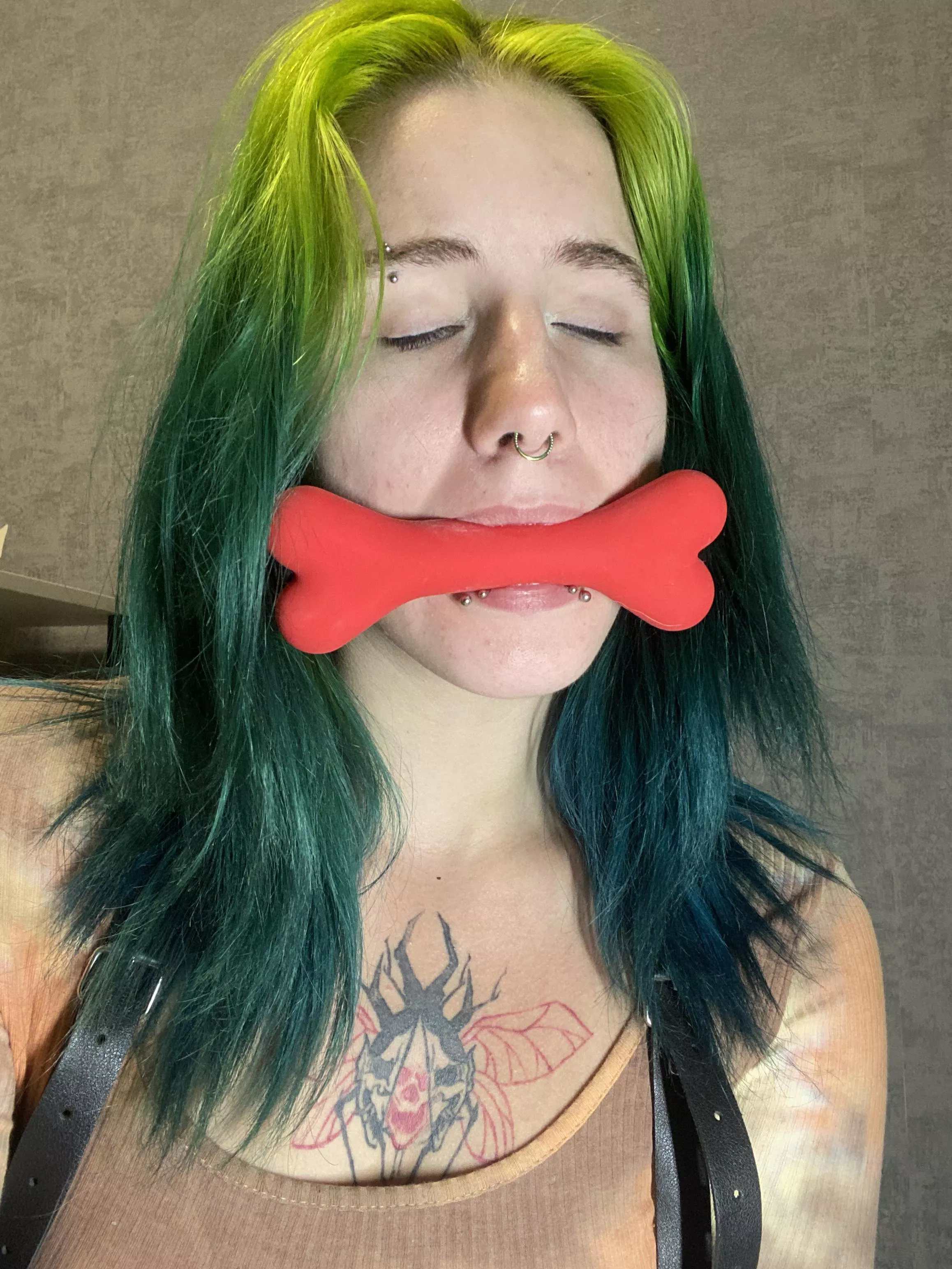 With a gag in my mouth, I'm ready to play...