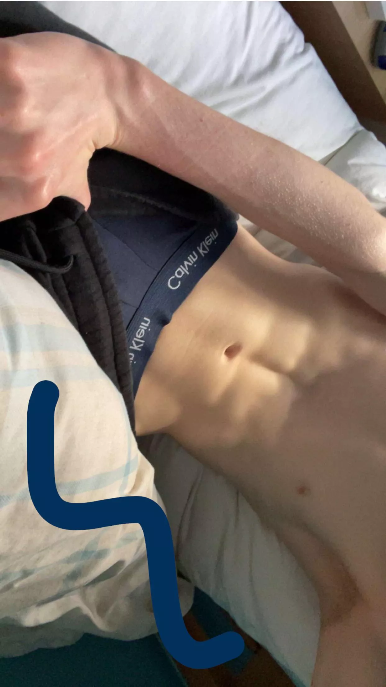 18, comment or dm if around my age for snap