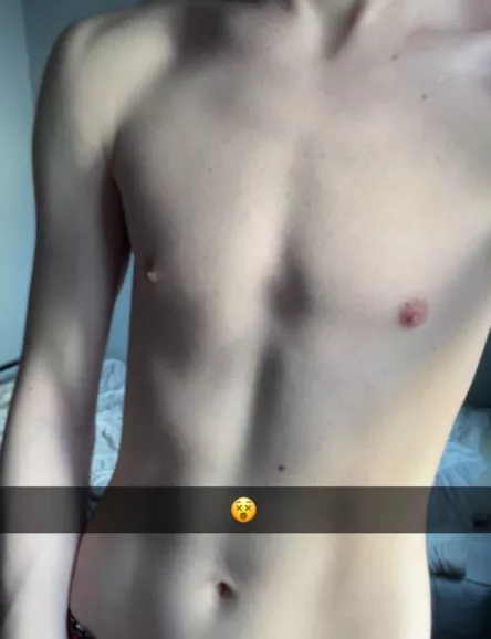 21yo skinny boy =) 21yo skinny boy =)