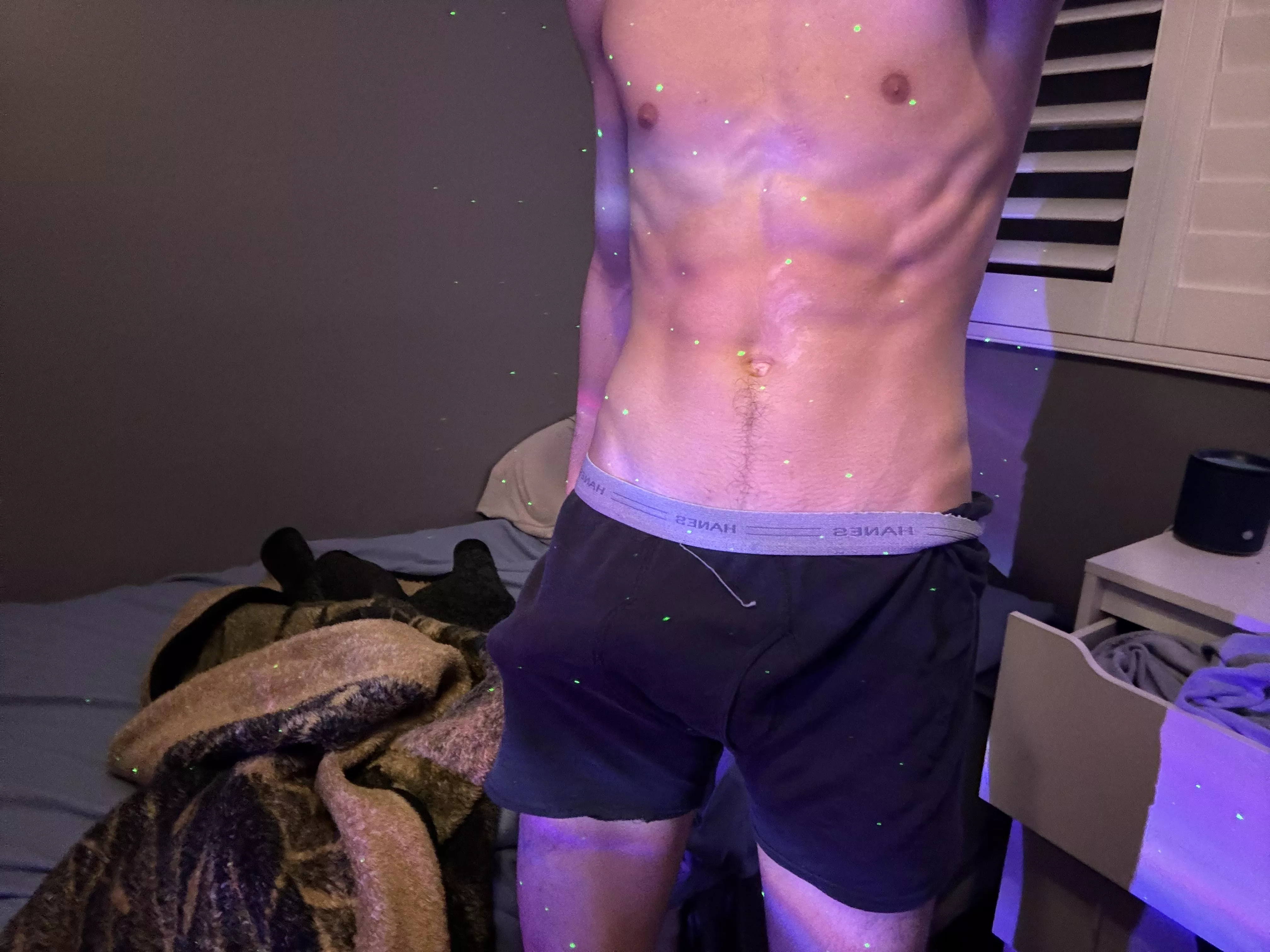 Can you still see my bulge in black ?