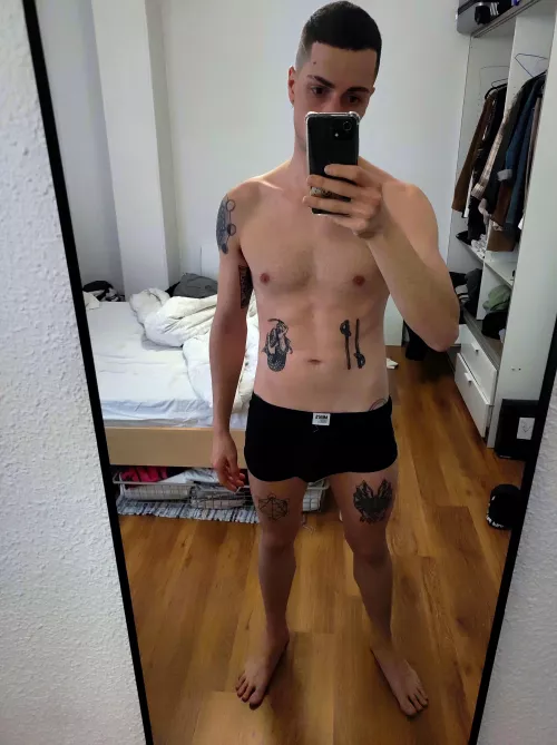 Definitely a guy with tattoos 