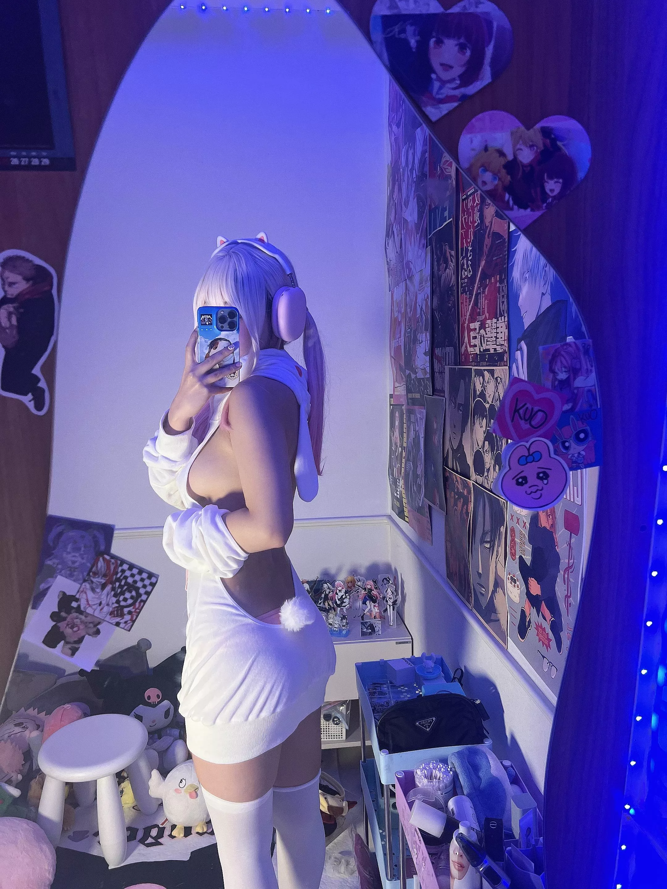 Egirl Bunny cosplay by Goodnightyui