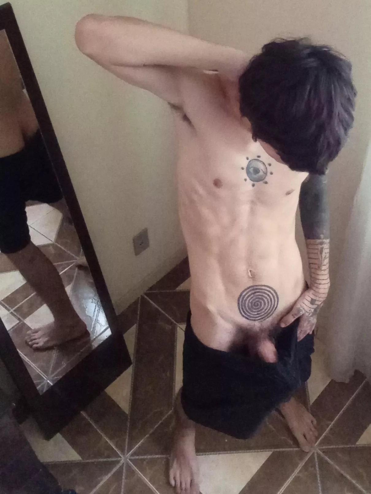 exhibiting my pubes and armpits