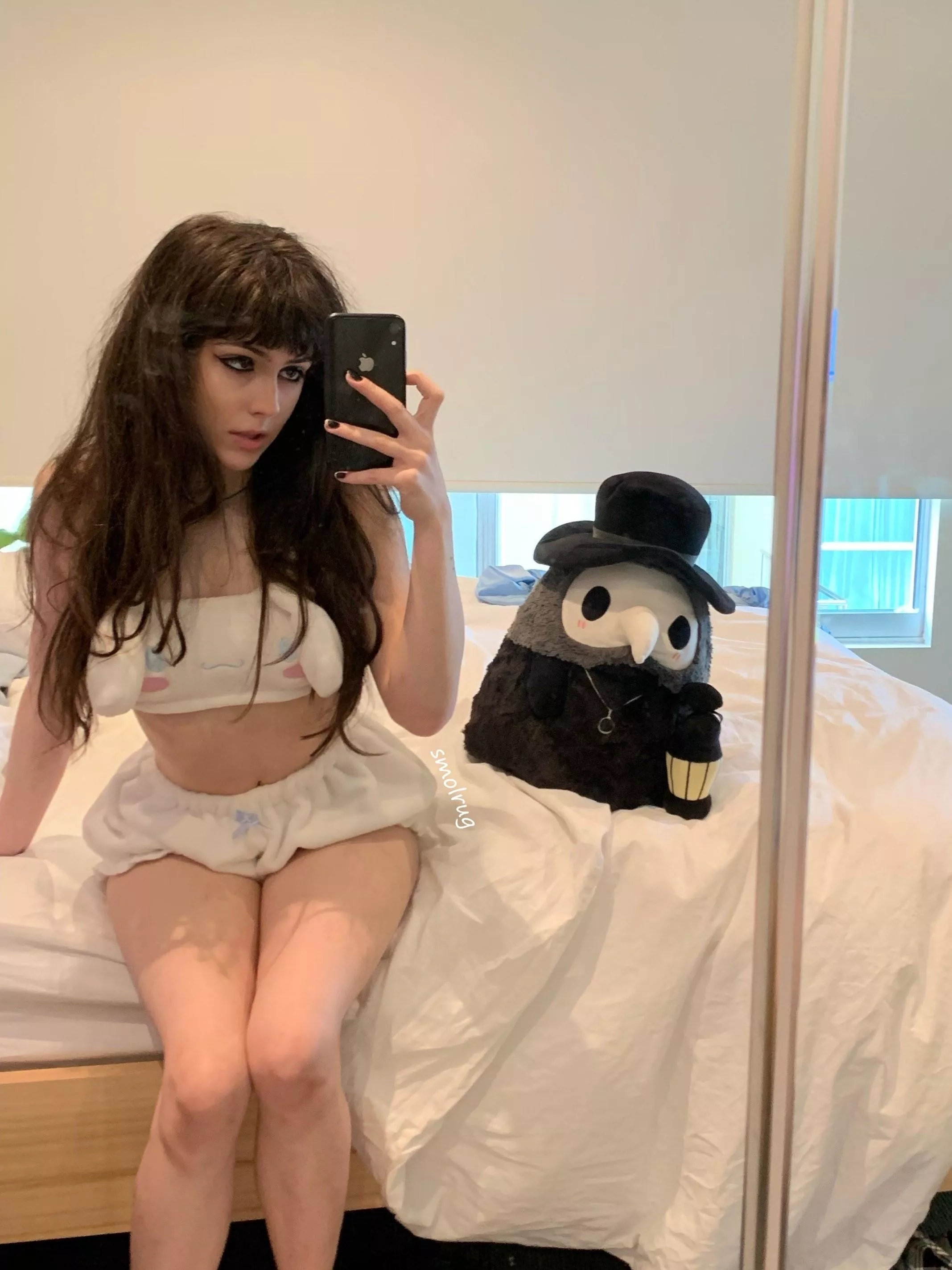 followw @smol_rug :)