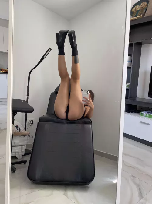 For those who liked my boots and booty