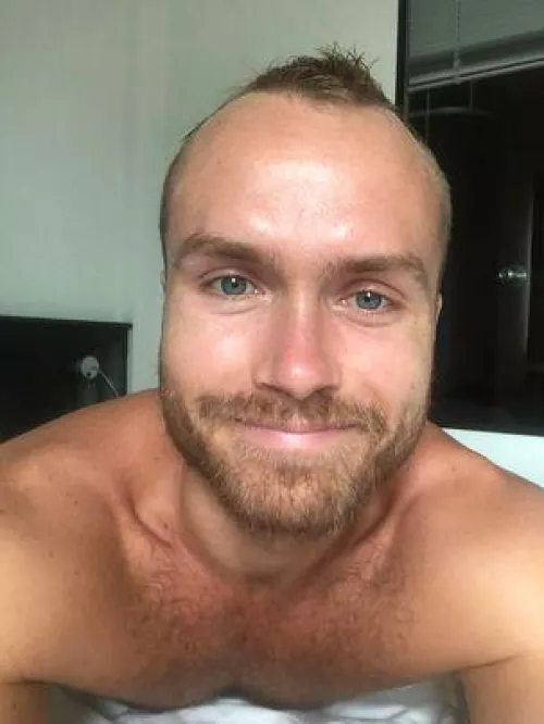 Hello from Sweden! 33, bi,