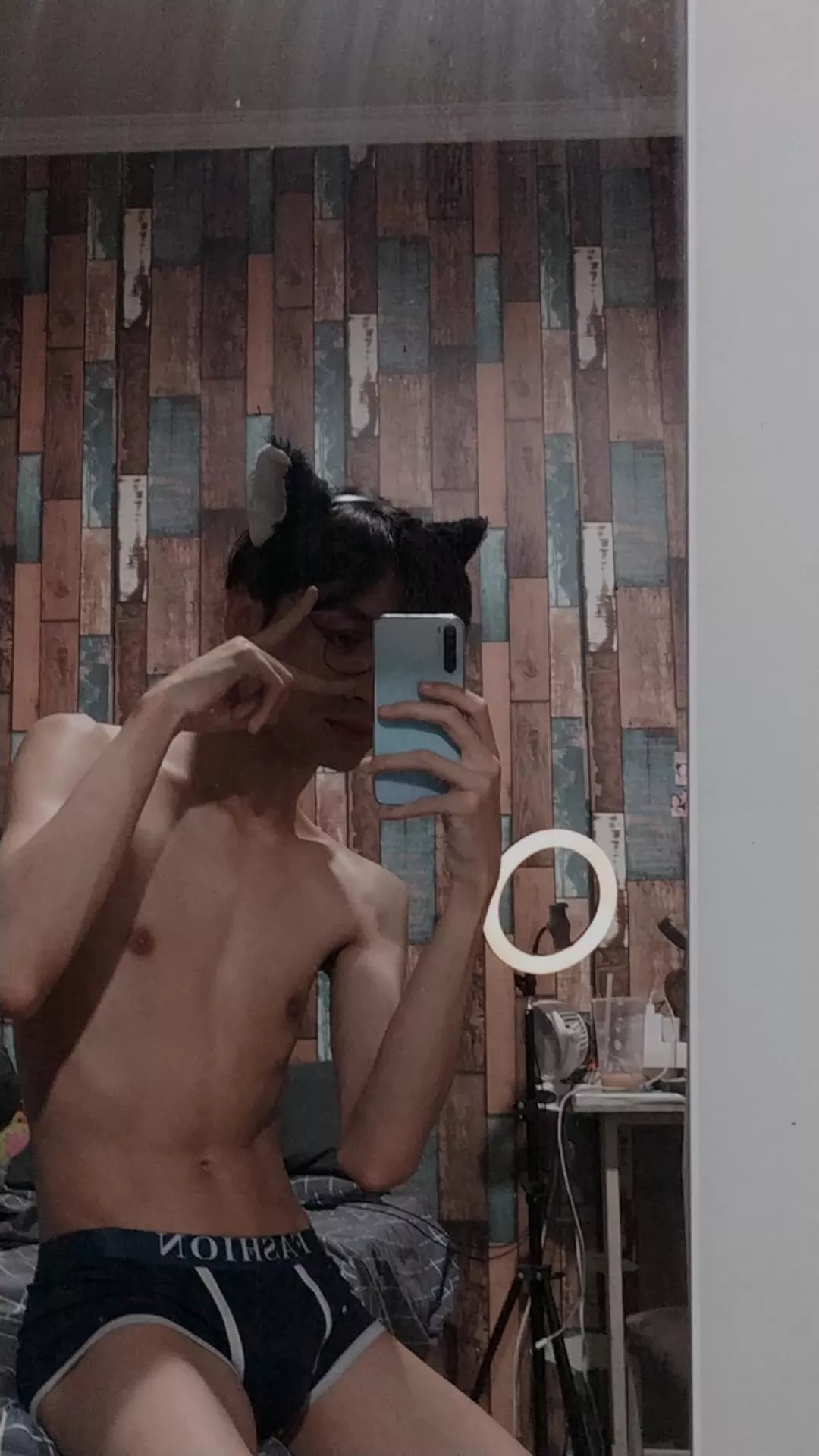 Hi, can we be a friend? (22)