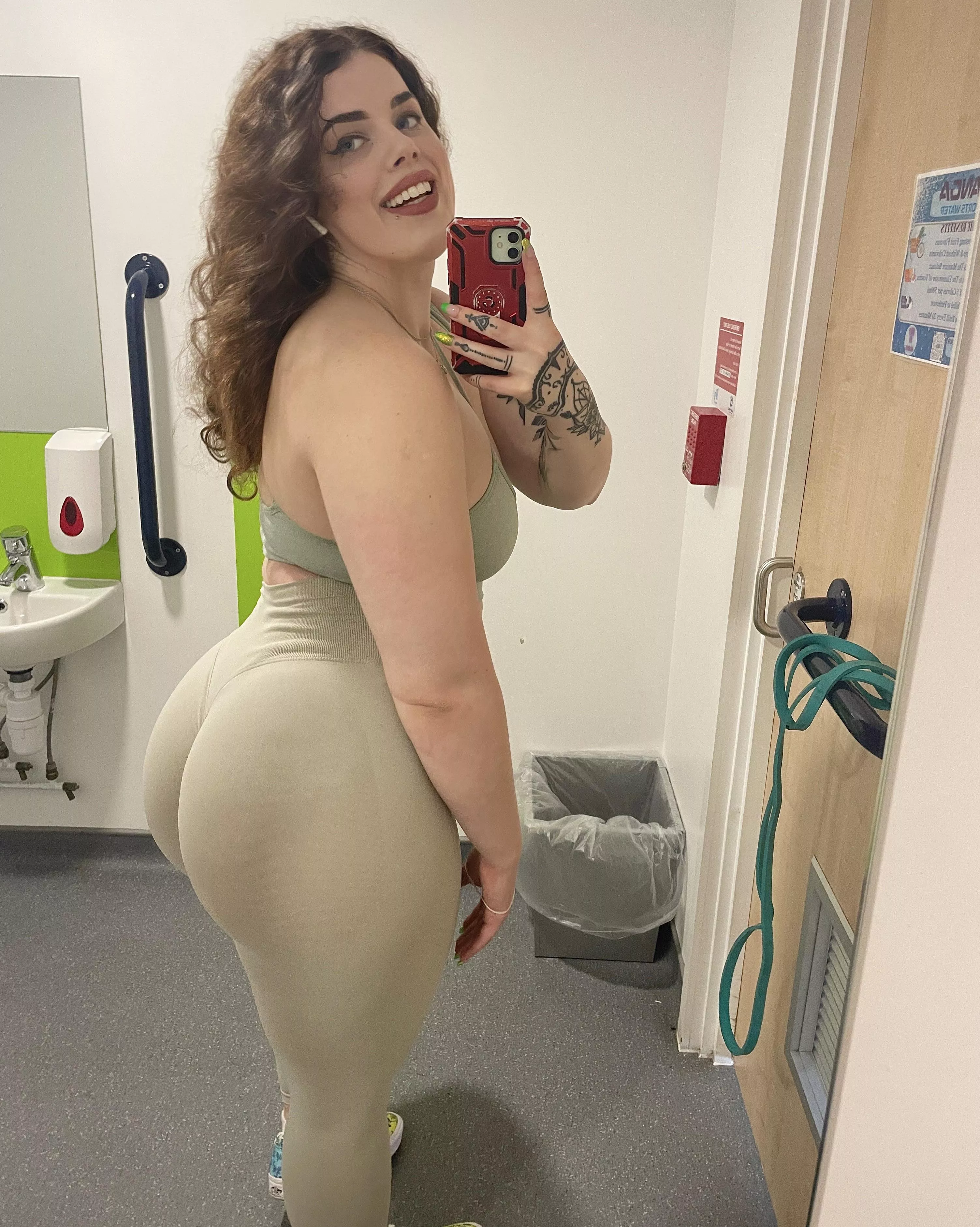 Hope you would look on ass like this at the gym 