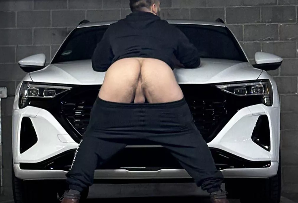 I need some help in the garage bro (31)