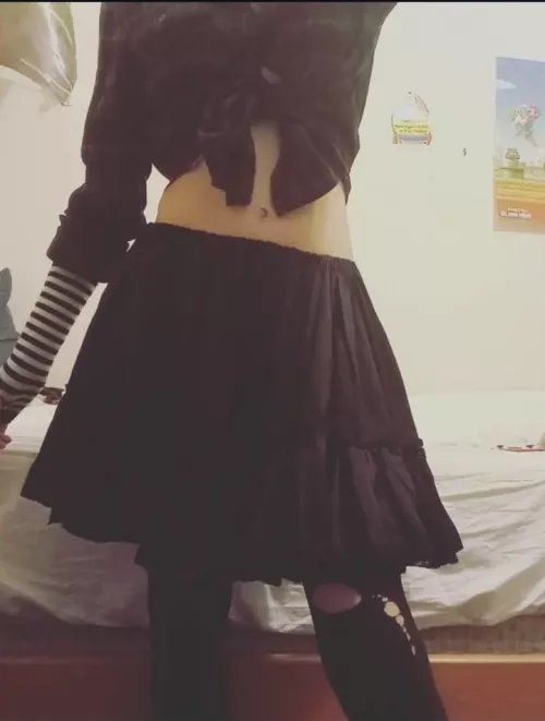 I think this outfit looks cute