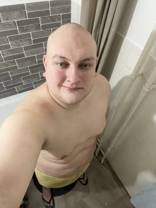 I’m just came out to the shower and I’m getting horny wanna do some fun?😏😁🤤😈