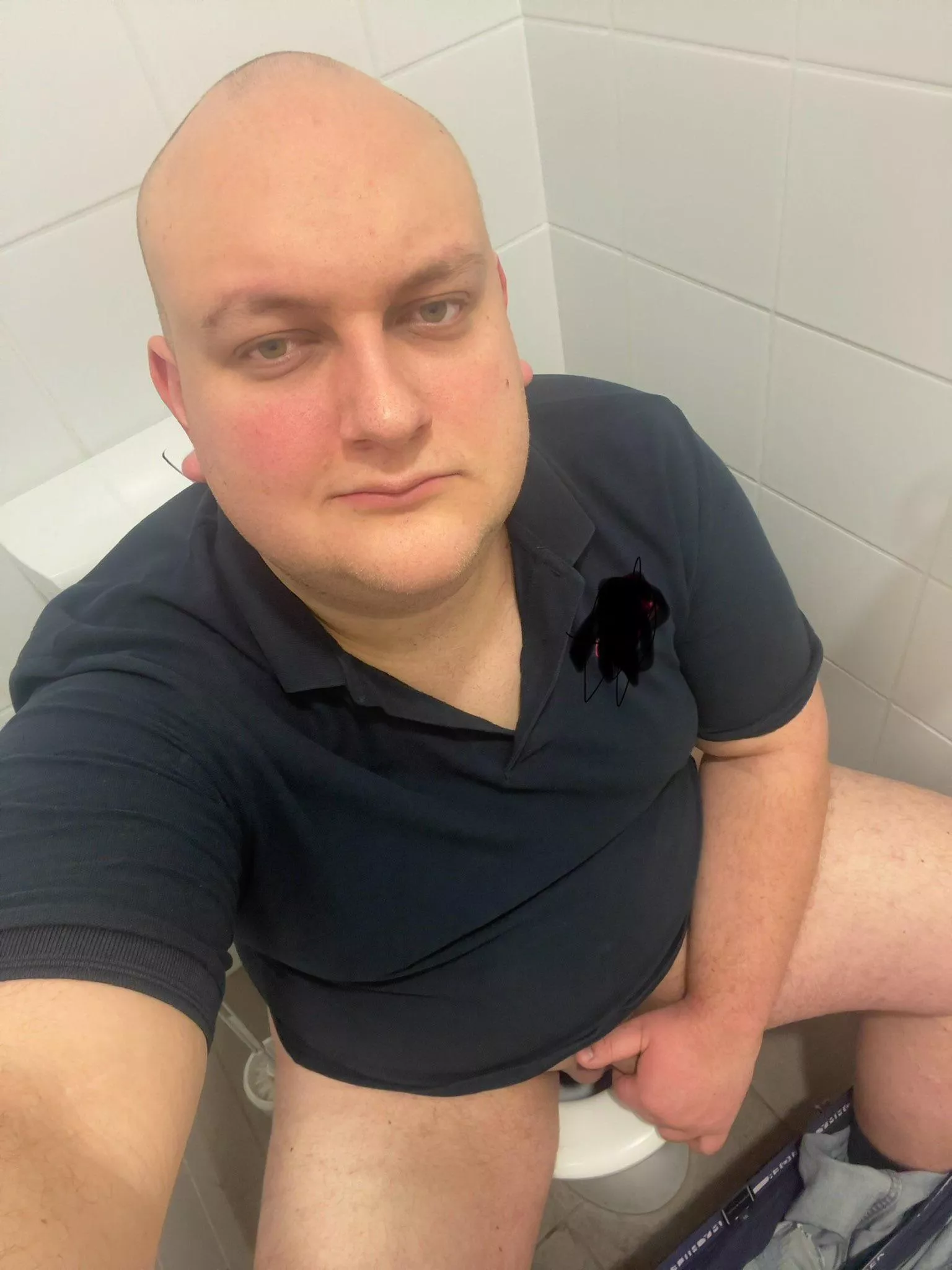 I’m soo horny wanna have some fun?🥵🥵🥵