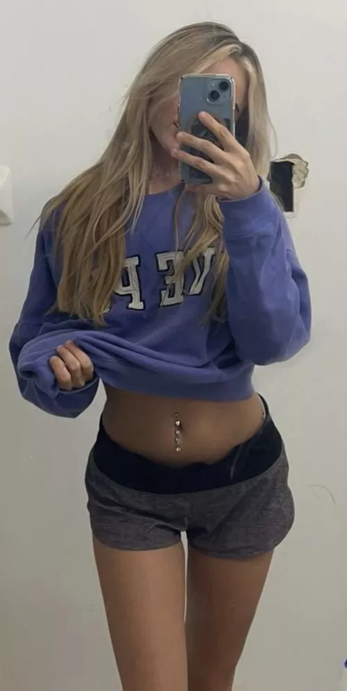 just waiting for someone to get my slutty side out!