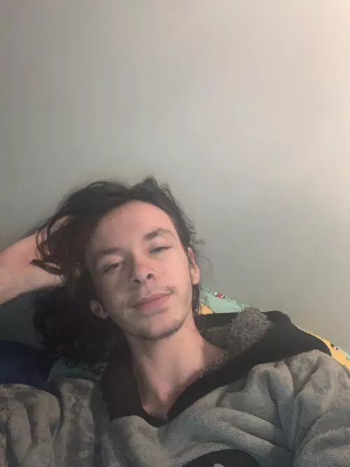 Looking for guys to play games with any takers?