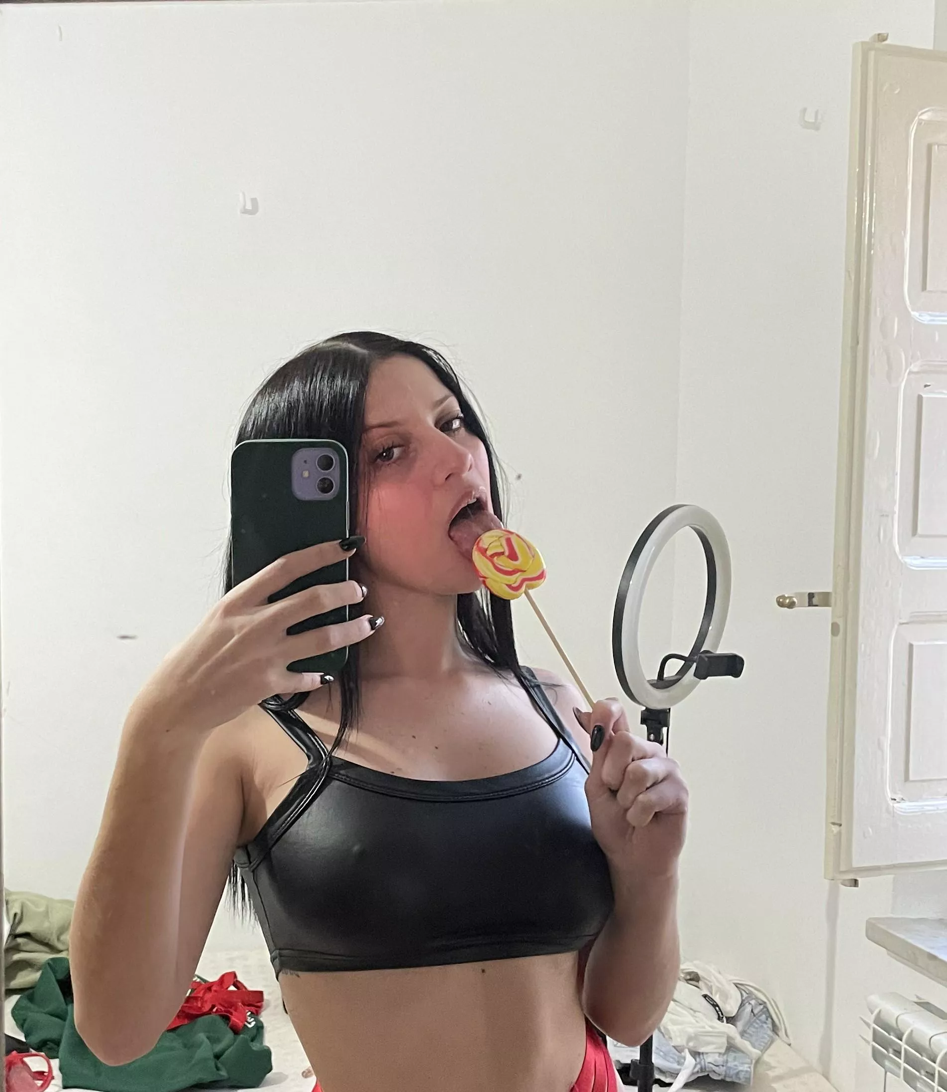 Looking sexy, while eating my Lolli-pops