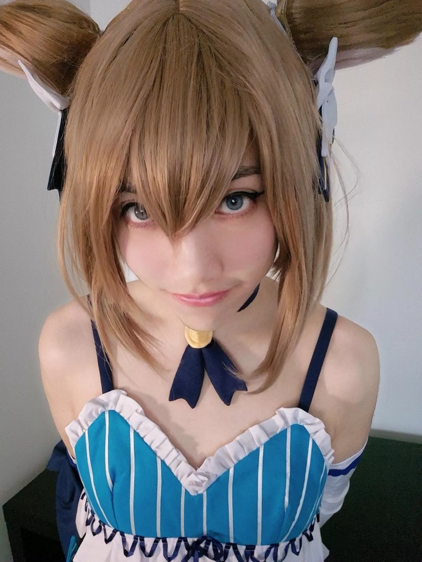 Please give me a headpat :3