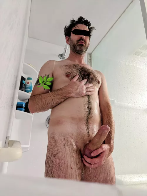 Shower beard and boner
